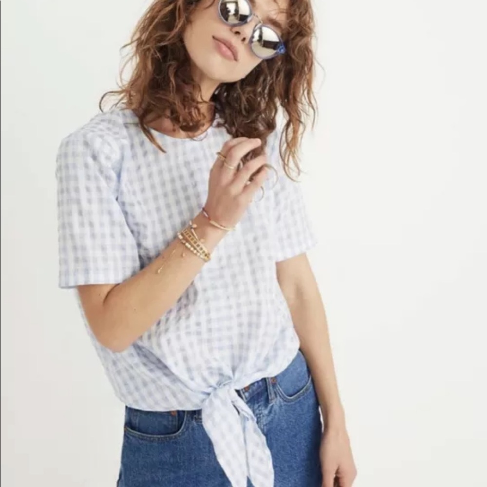 Button-Back Tie Tee in Gingham Check- size small